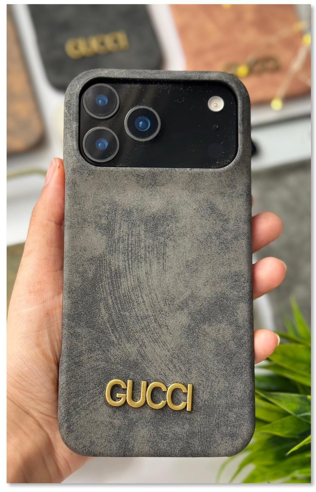 GUCCI BRANDED CASE iphone 17 series